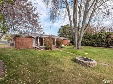 114 Cole, Monroe, MI 48162 photo 33