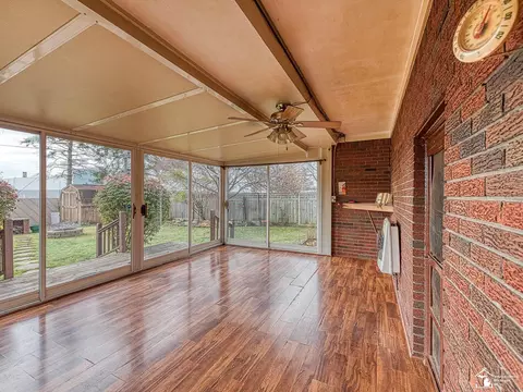 114 Cole, Monroe, MI 48162 photo 10