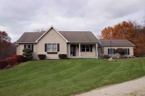 14250 Mills, Manitou Beach, MI 49253