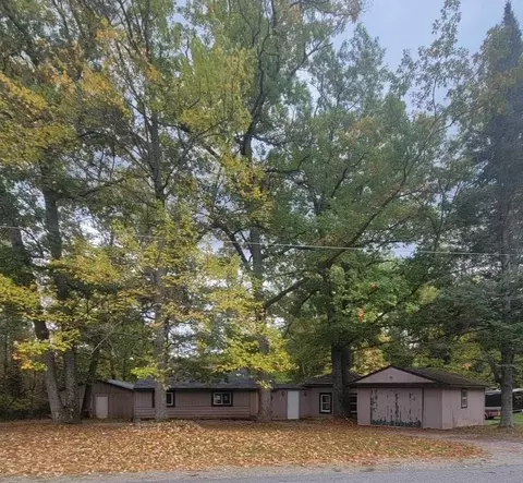 5126 Laird Lk, Hale, MI 48739