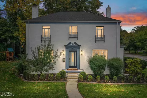 1204 Bishop, Grosse Pointe Park, MI 48230