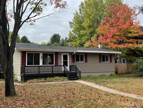 2503 Norwood, Marquette, MI 49855