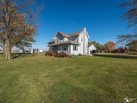 8614 Sylvania Petersburg, Ottawa Lake, MI 49267