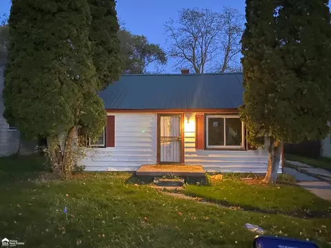 3024 Walters, Saginaw, MI 48601