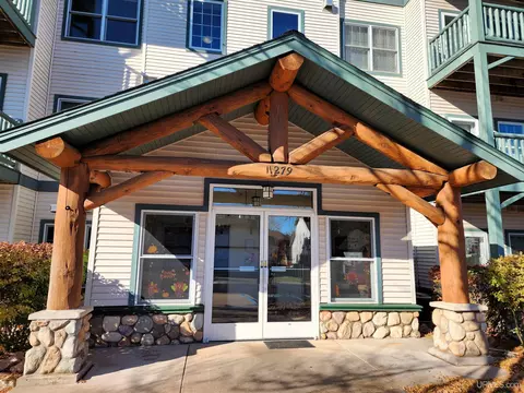 1279 Lakeshore Park #1A, Marquette, MI 49855