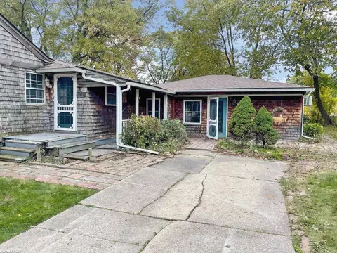 28133 Roy, Saint Clair Shores, MI 48081