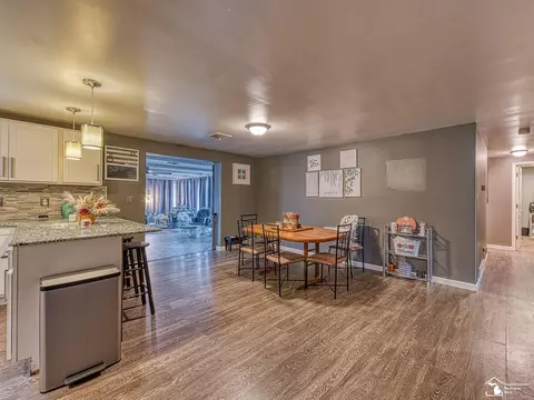 115 E Grv, Monroe, MI 48162 photo 2