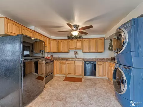 2 Winston, Monroe, MI 48161 photo 9