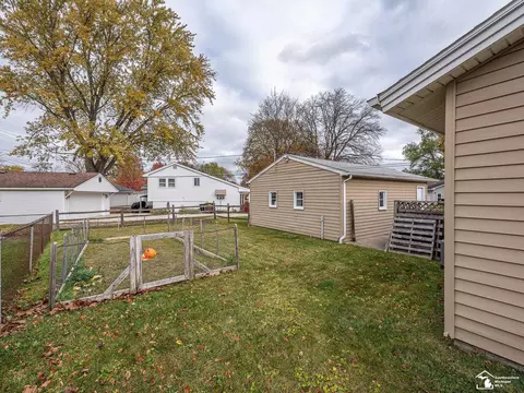 2 Winston, Monroe, MI 48161 photo 25