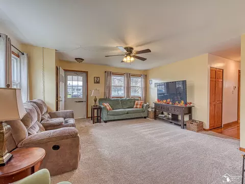 2 Winston, Monroe, MI 48161 photo 4