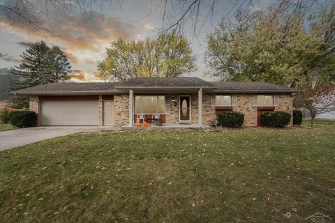 9470 Burning Tree, Saginaw, MI 48609