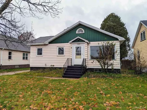 1403 N 2nd, Ishpeming, MI 49849