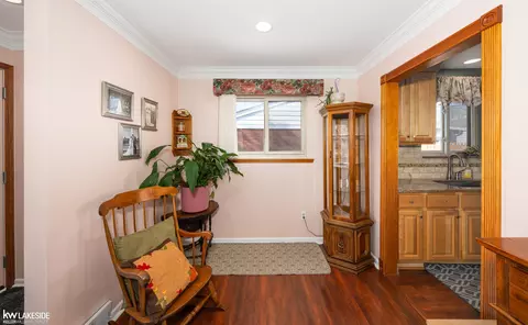 18127 Rainbow, Fraser, MI 48026 photo 16
