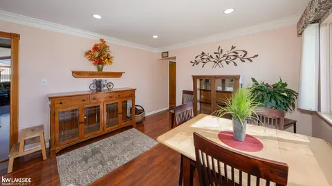 18127 Rainbow, Fraser, MI 48026 photo 15