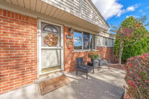 18127 Rainbow, Fraser, MI 48026 photo 5