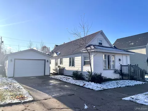 428 Cherry, Negaunee, MI 49866