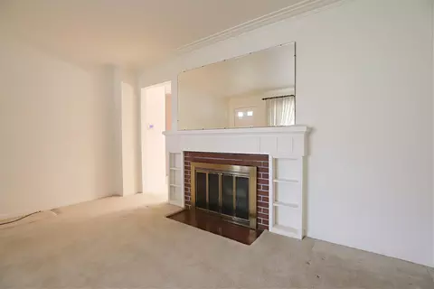 1309 Coutant, Flushing, MI 48433 photo 2