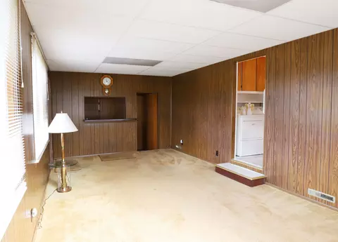 1309 Coutant, Flushing, MI 48433 photo 13
