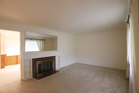 1309 Coutant, Flushing, MI 48433 photo 3