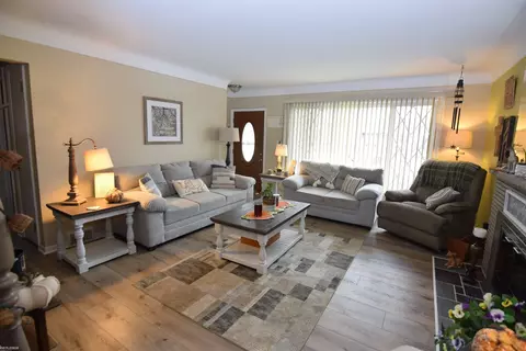 19066 Mott, Eastpointe, MI 48021 photo 5