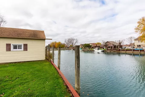 8371 Colony, Algonac, MI 48001 photo 16