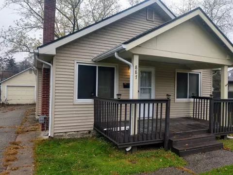 887 Woodland, Pontiac, MI 48340