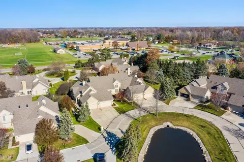 16845 Crystal, Macomb, MI 48042 photo 8