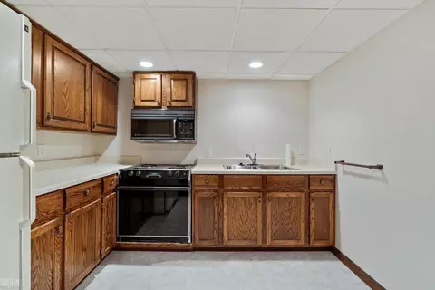 16845 Crystal, Macomb, MI 48042 photo 47
