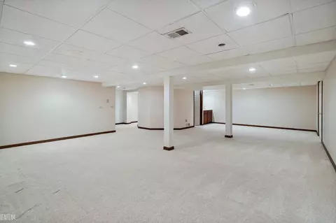 16845 Crystal, Macomb, MI 48042 photo 42
