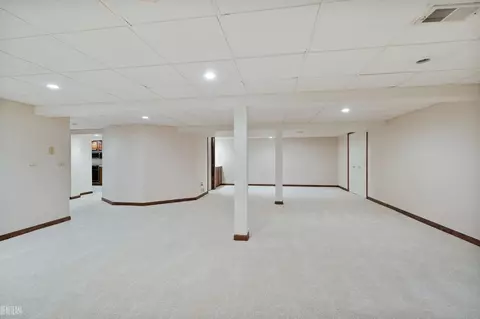 16845 Crystal, Macomb, MI 48042 photo 43