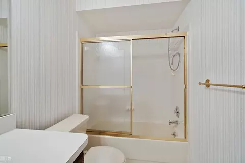 16845 Crystal, Macomb, MI 48042 photo 41