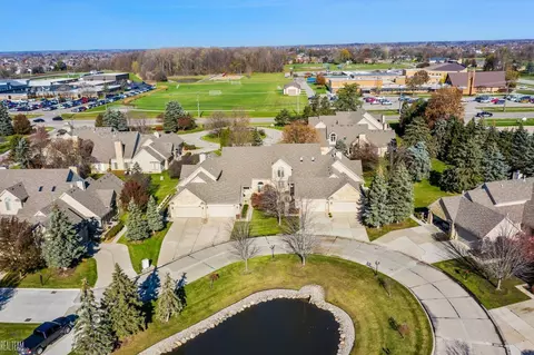 16845 Crystal, Macomb, MI 48042 photo 7