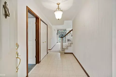 16845 Crystal, Macomb, MI 48042 photo 12