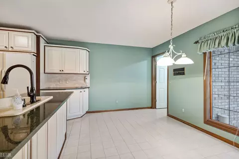 16845 Crystal, Macomb, MI 48042 photo 24