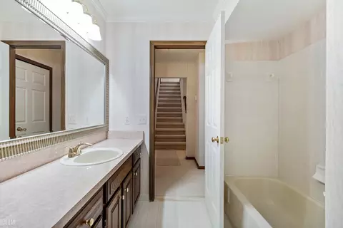 16845 Crystal, Macomb, MI 48042 photo 35