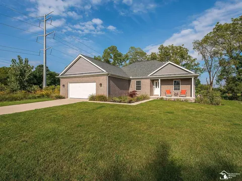 4812 Skylark, Monroe, MI 48161
