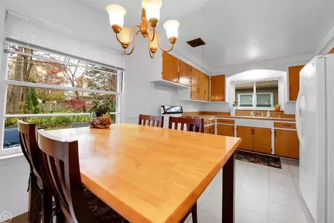19640 E Kings, Grosse Pointe Woods, MI 48236 photo 8