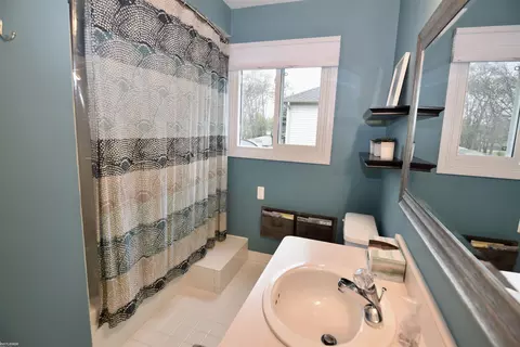 23982 Settlers, Macomb Twp, MI 48042 photo 20