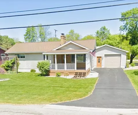 3327 E North Un, Bay City, MI 48706