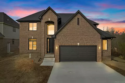 14683 Eleanor, Sterling Heights, MI 48312