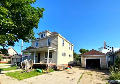 1308 5th Ave S, Escanaba, MI 49829