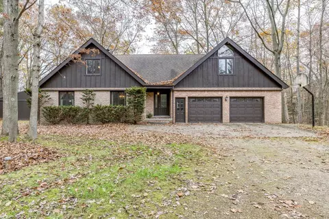3220 Abbottsford, North Street, MI 48049