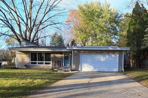 2113 Brookfield, Midland, MI 48642