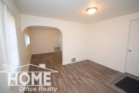 835 Ament, Owosso, MI 48867 photo 4