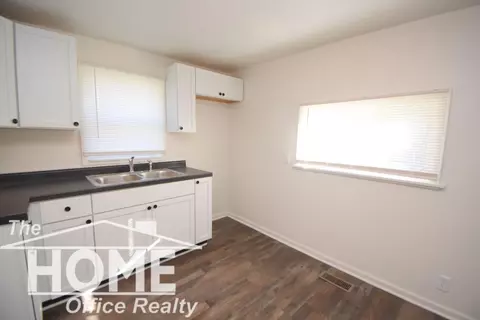 835 Ament, Owosso, MI 48867 photo 8