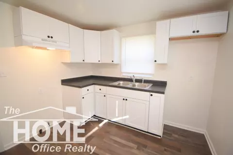 835 Ament, Owosso, MI 48867 photo 7