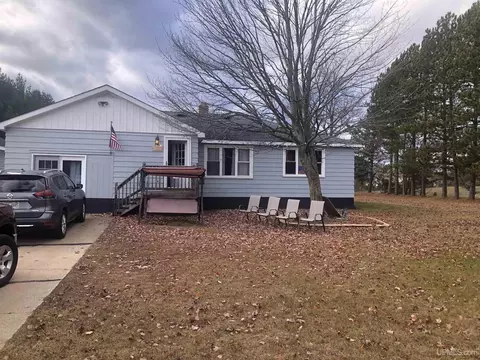 6391 M3 Ln, Escanaba, MI 49829