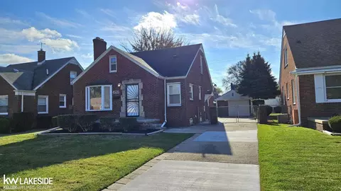 15628 Juliana, Eastpointe, MI 48021