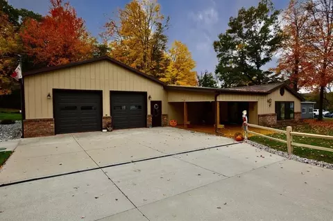 461 W Taylor, Sanford, MI 48657