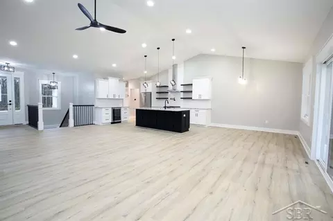 Living - 3603 E Douglas, Midland, MI 48642 photo 1 of 1